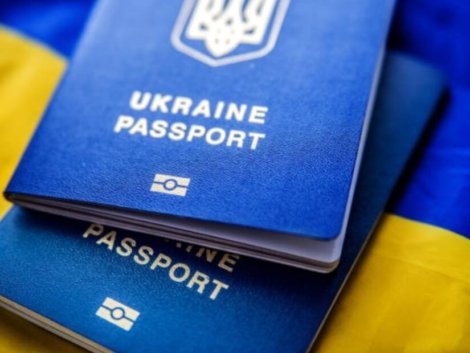 Kaufen Sie einen ukrainischen Reisepass online