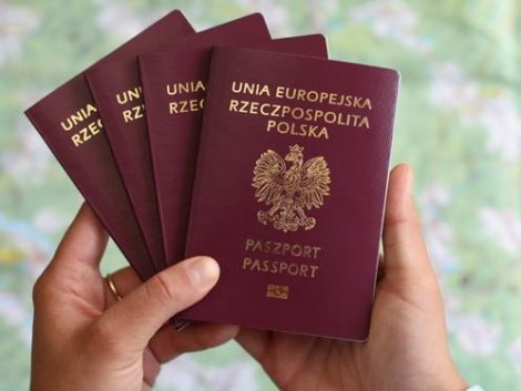 polnischen Reisepass online kaufen